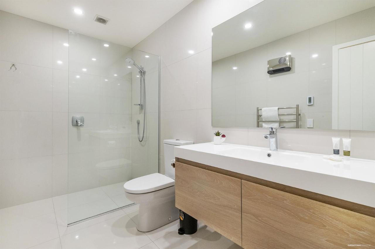 Appartamento Executive Living In Bluewater Distretto di Distretto di Queenstown Esterno foto